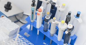 کالیبراسیون ظروف حجمی و سمپلر